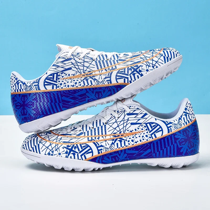 New Men Soccer Shoes Original Football Shoes Indoor Kids Professional Football Field Boots Society Cleats TF/AG Sneaker Non Slip