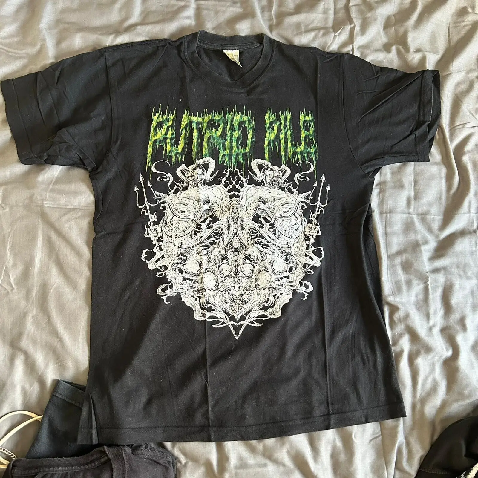 Putrid Pile T-Shirt Medium Cannibal Corpse Deicide Obituary