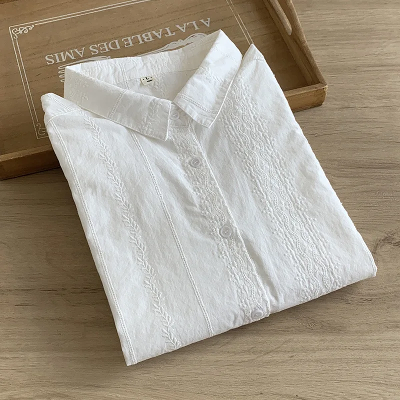 Elegant women\'s blouses 2024 spring autumn cotton long sleeve hollow out embroider white shirts vintage women\'s clothes