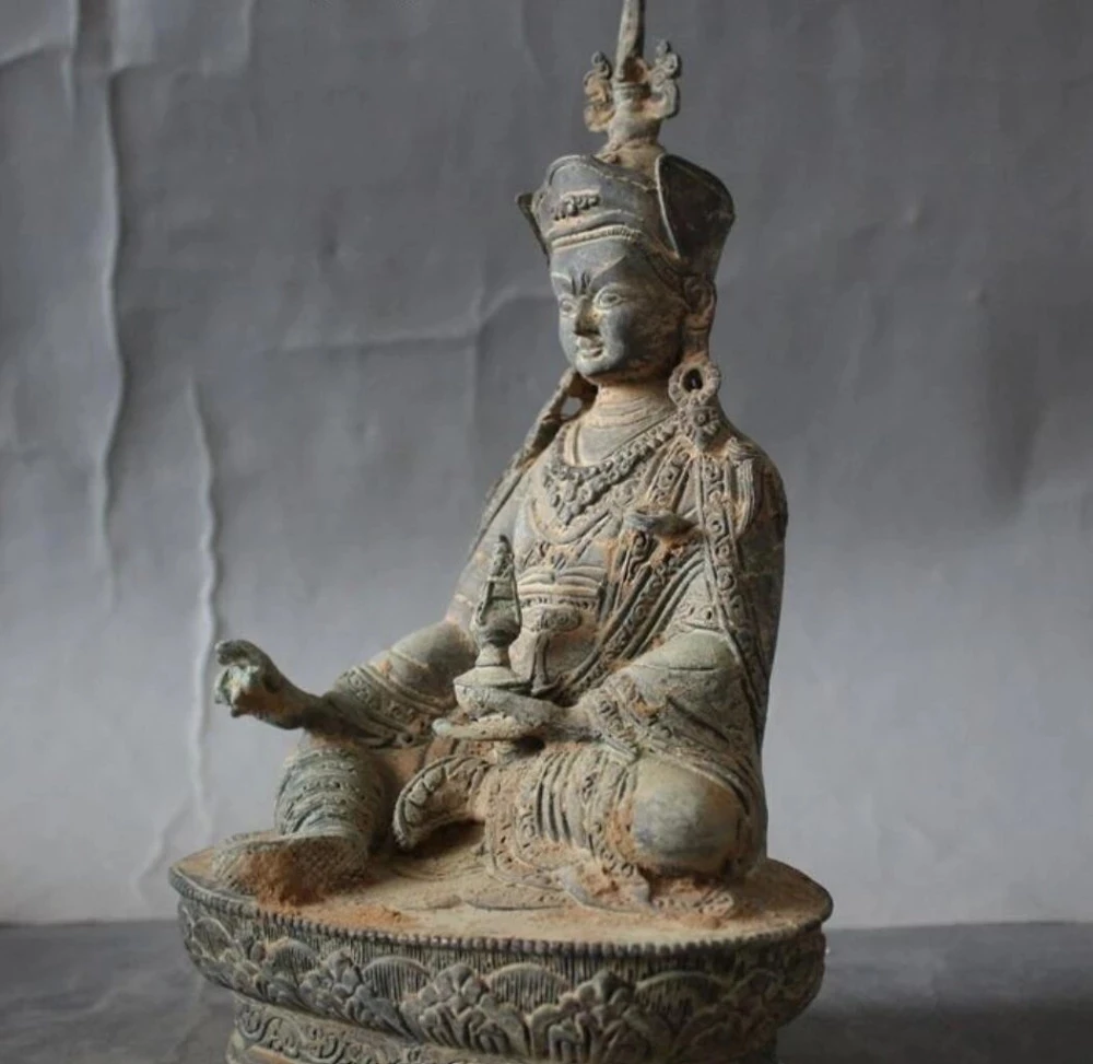 christmas Old Tibet Buddhism Temple bronze Guru Rinpoche Padmasambhava Vajra Buddha Statue halloween