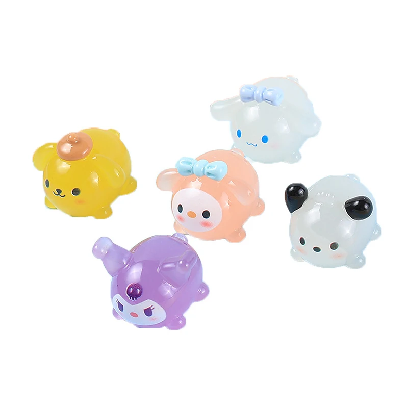 Mini Lichtgevende Sanrio Beeldje Kawaii Kuromi Mijn Melodie Cinnamoroll Pochacco Micro Landschap Ornament Auto Interieur Interieur Interieur Interieur Decor