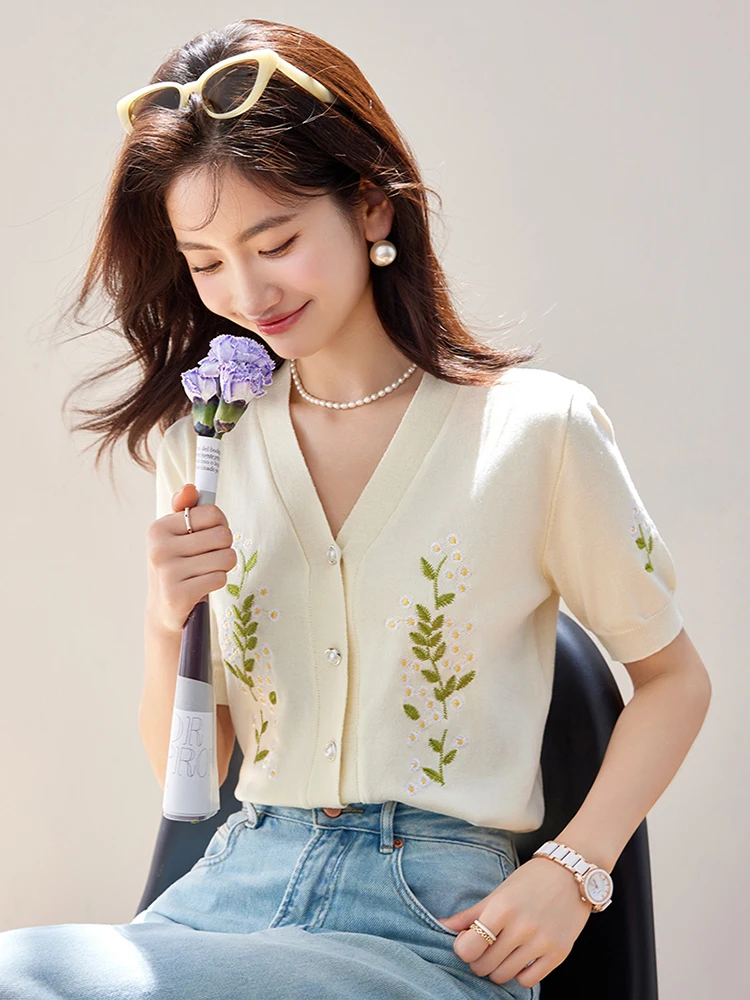 2024 Summer New Embroidery Knitted Cropped Cardigan Women V-neck Single Breasted Short Sleeve Sweater Casual Knitwear Tops