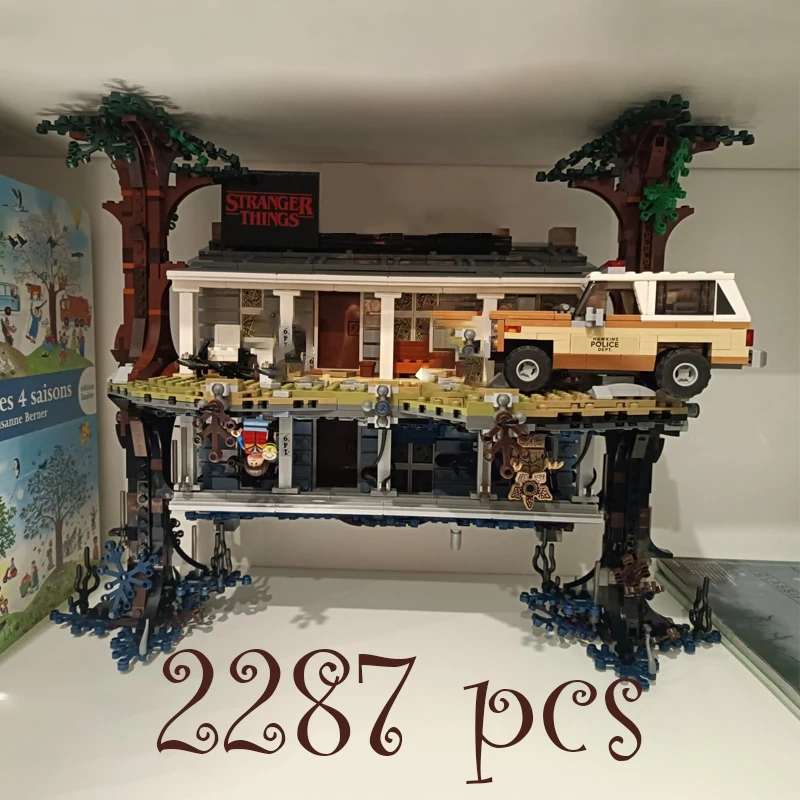 

2499Pcs The Upside Down Building Blocks Model Brick Kit Compatible 75810 for Kids Adult Christmas Birthday Toys Gifts