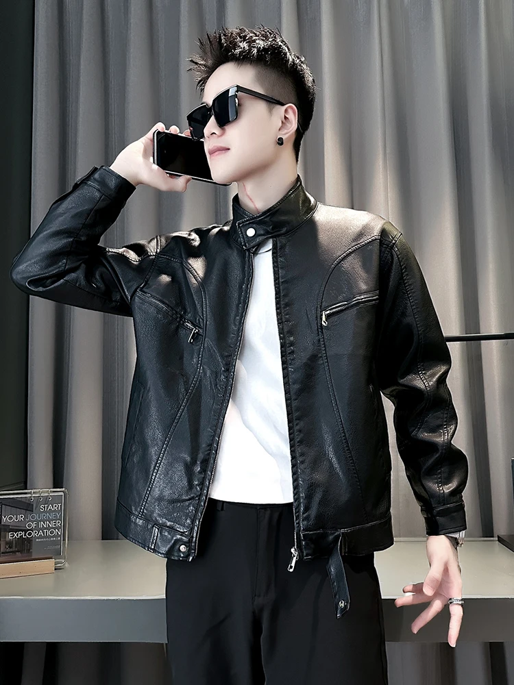 

Повседневная крутая мужская байкерская кожаная куртка с воротником-стойкой на молнии, украшенная искусственной кожей, длинная куртка-стойка, молодежная модная верхняя одежда