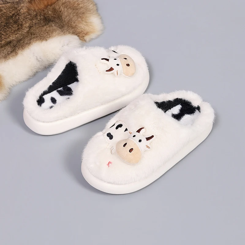 3D-Kuh-Plüsch-Hausschuhe für Damen, warme, flauschige Mules für den Winter, Mädchen-Freizeit-Hausschuhe, flauschige Fell-Slides, Unisex, weiche Plateausohle – Detail 22