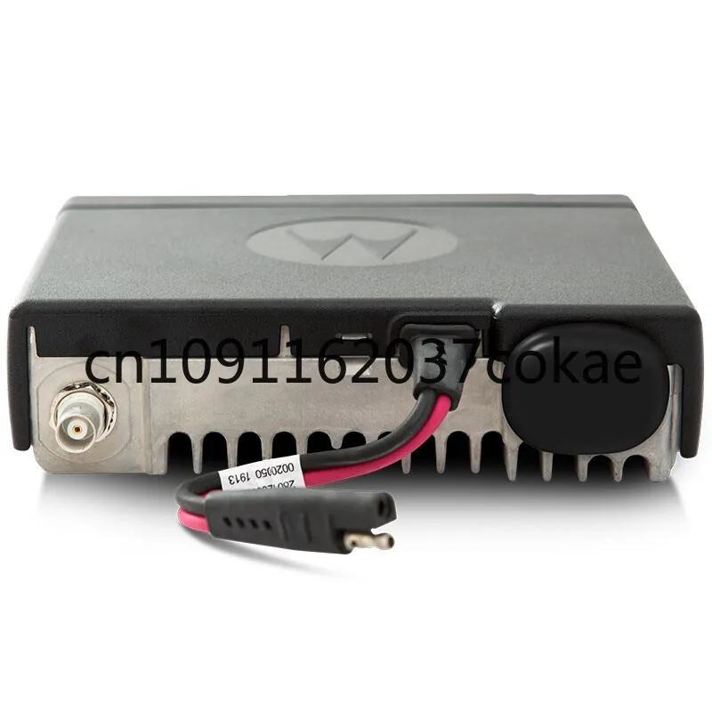 الجملة الأصلية DEM500 لراديو السيارة لاسلكي تخاطب DMR DEM 500 XPR 2500 DM2600 25 واط/45 واط 50 كجم UHF/VHF