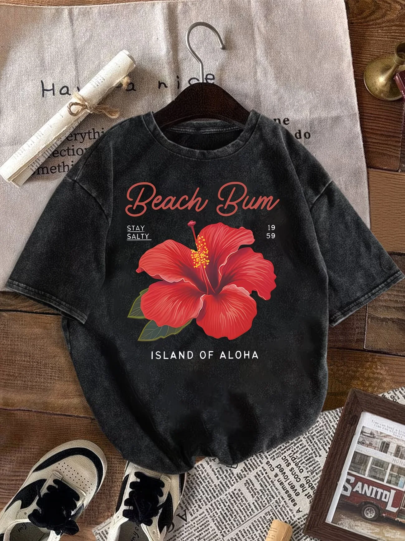 Vintage Beach Bum Graphic T-Shirt Washed Cotton Acid Wash Streetwear Tee Retro Island of Aloha Top Oversized Casual Summer Wear