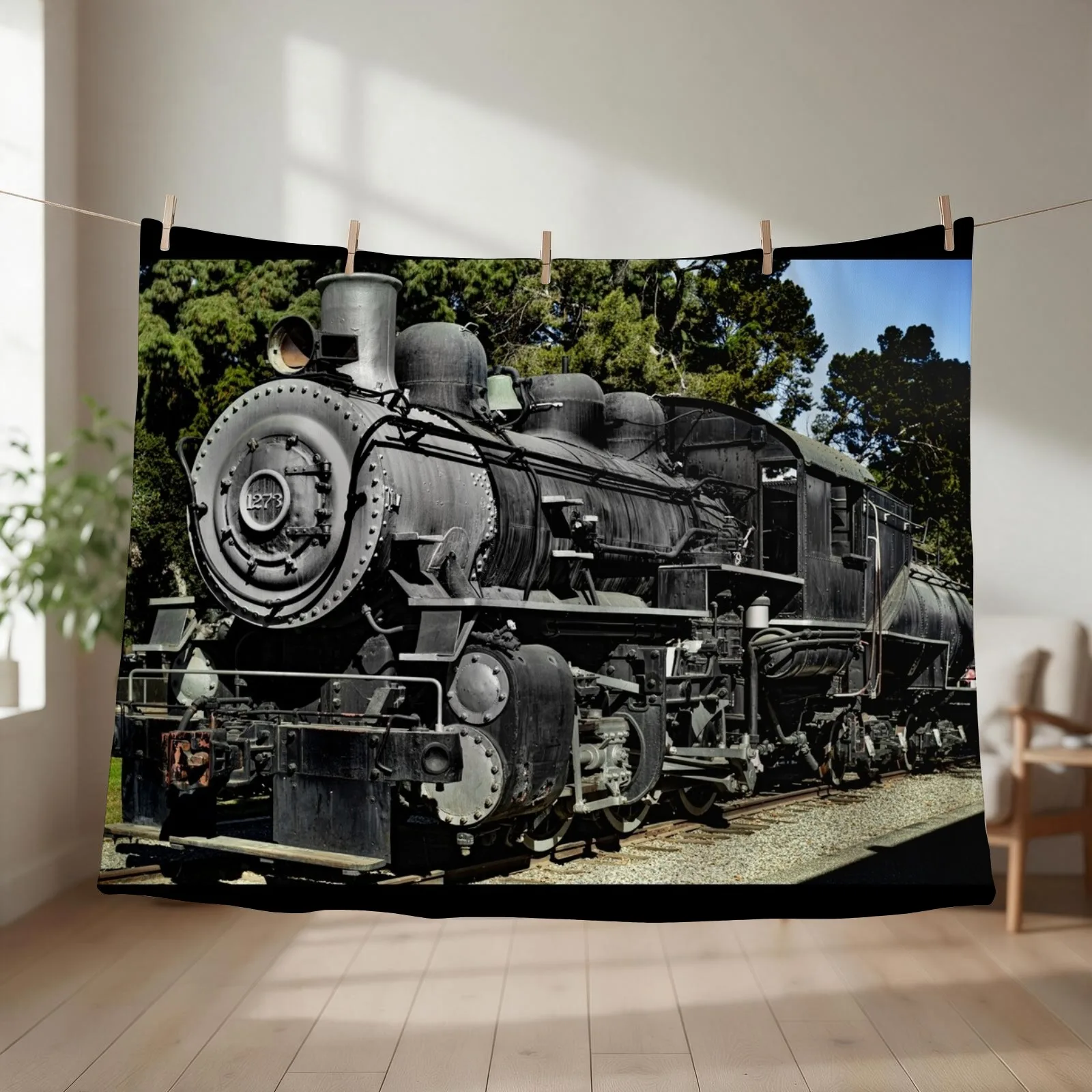 Southern Pacific Railroad Steam Locomotive No. 1273 - Travel Town Railway Museum Throw Blanket Bed linens Warm Blankets