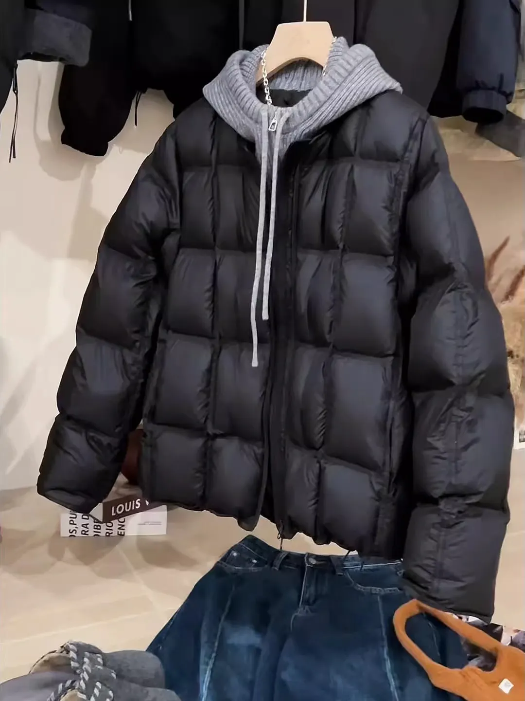 

Корейское женское пальто-пуховик Jaet Thiened, вязаное пальто с капюшоном, теплая верхняя одежда свободного кроя, зимнее пальто с искусственным дизайном из двух предметов