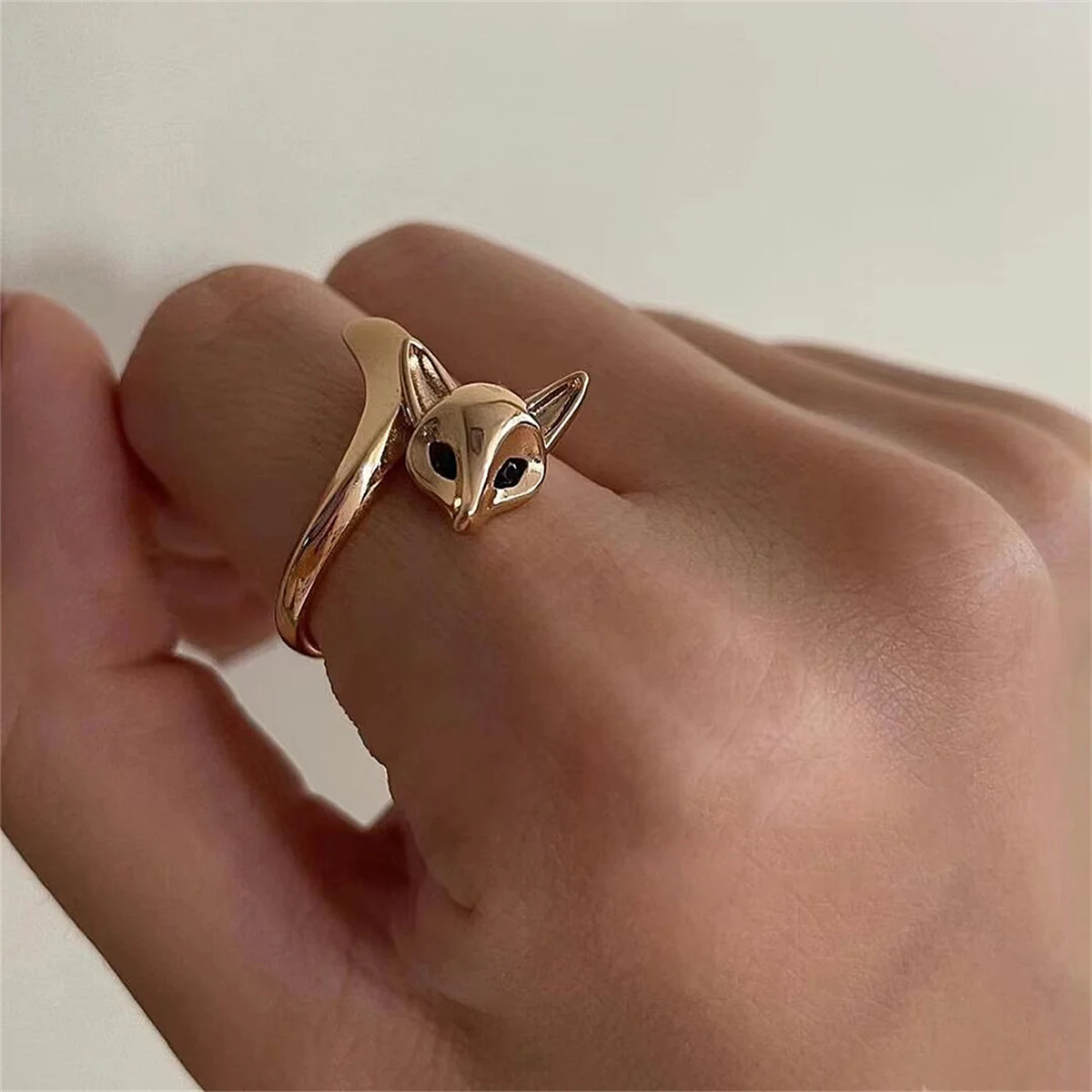 Anime Fate Stay Night Ring Black Saber Armour Cosplay Unisex Adjustable Opening Jewelry Rings Prop Accessories Halloween Gift