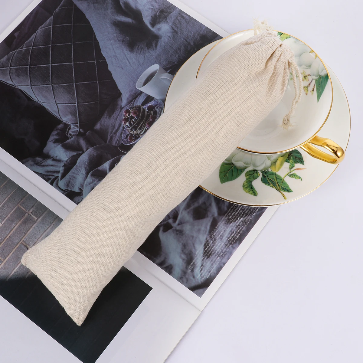 

Straw Storage Bag Cotton Linen Pouch Reusable Organizer Drawstring Case for Stainless Steel Silverware Travel Foldable