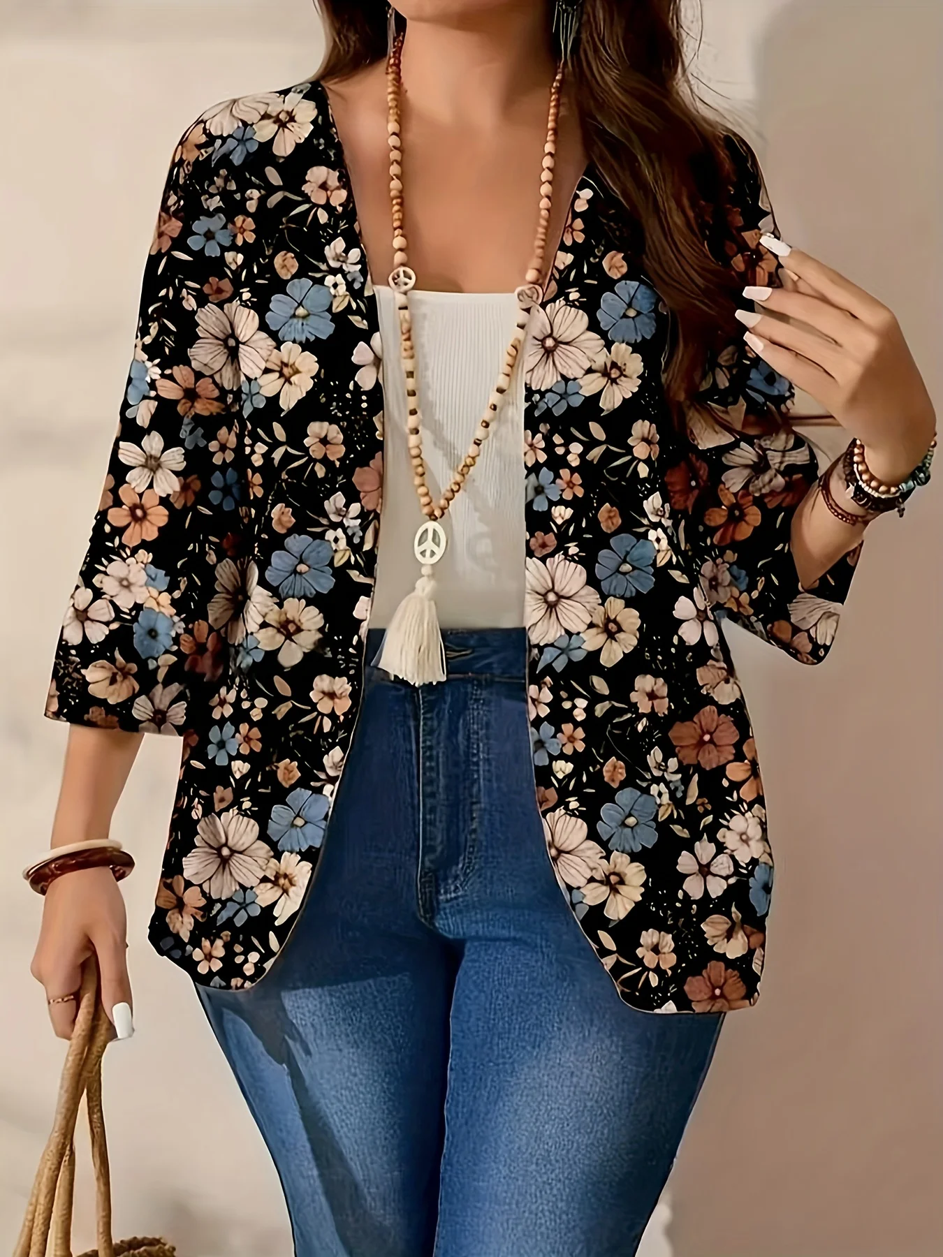 Plus-sized floral print vintage cardigan, 3/4 sleeves, elegant and versatile women's thin coat top.