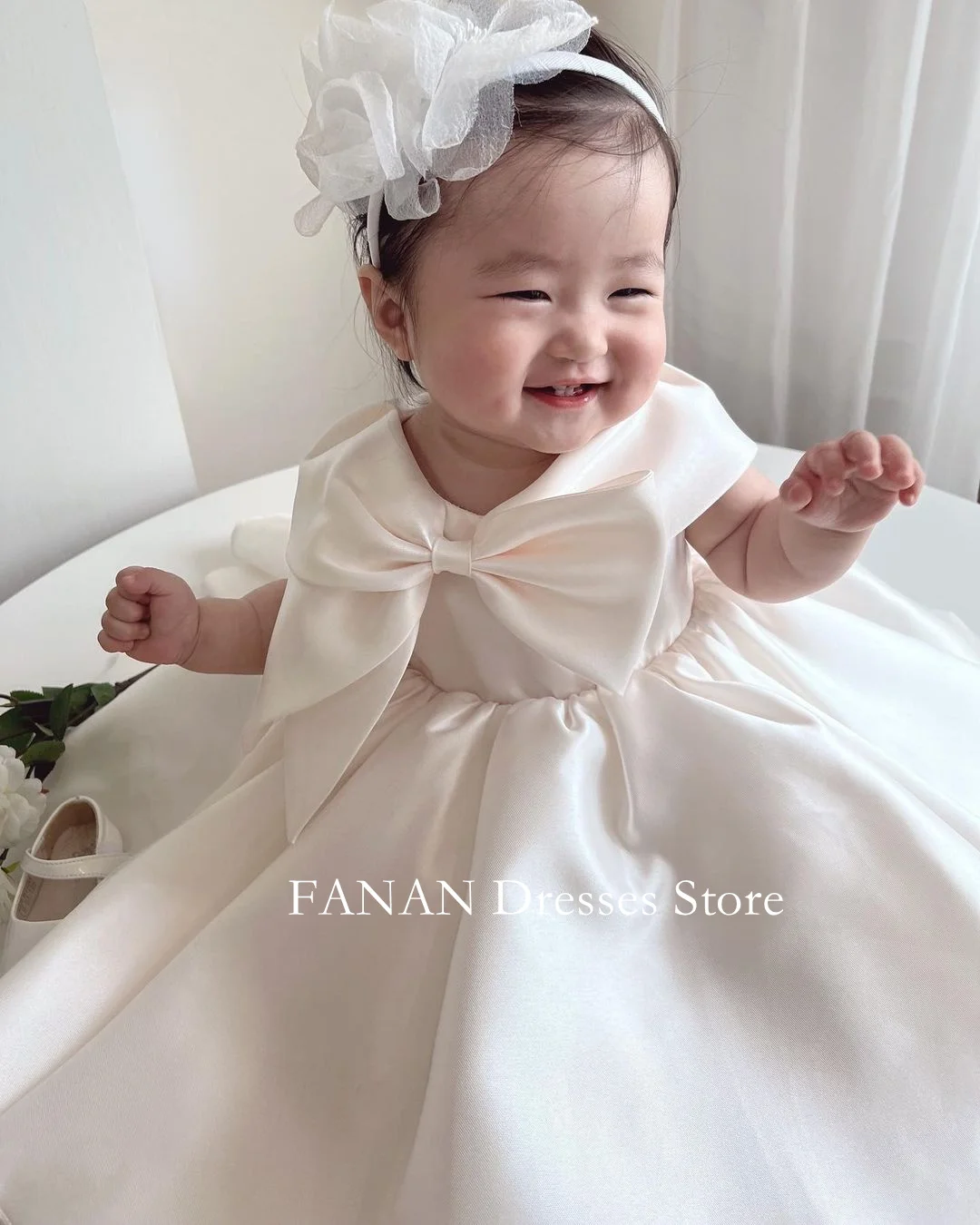 

FANAN Lovely Flower Girl Dresses with Bow Elegant Princess Korea Satin Ball Gown For Kids Birthday Party First Communion Dress