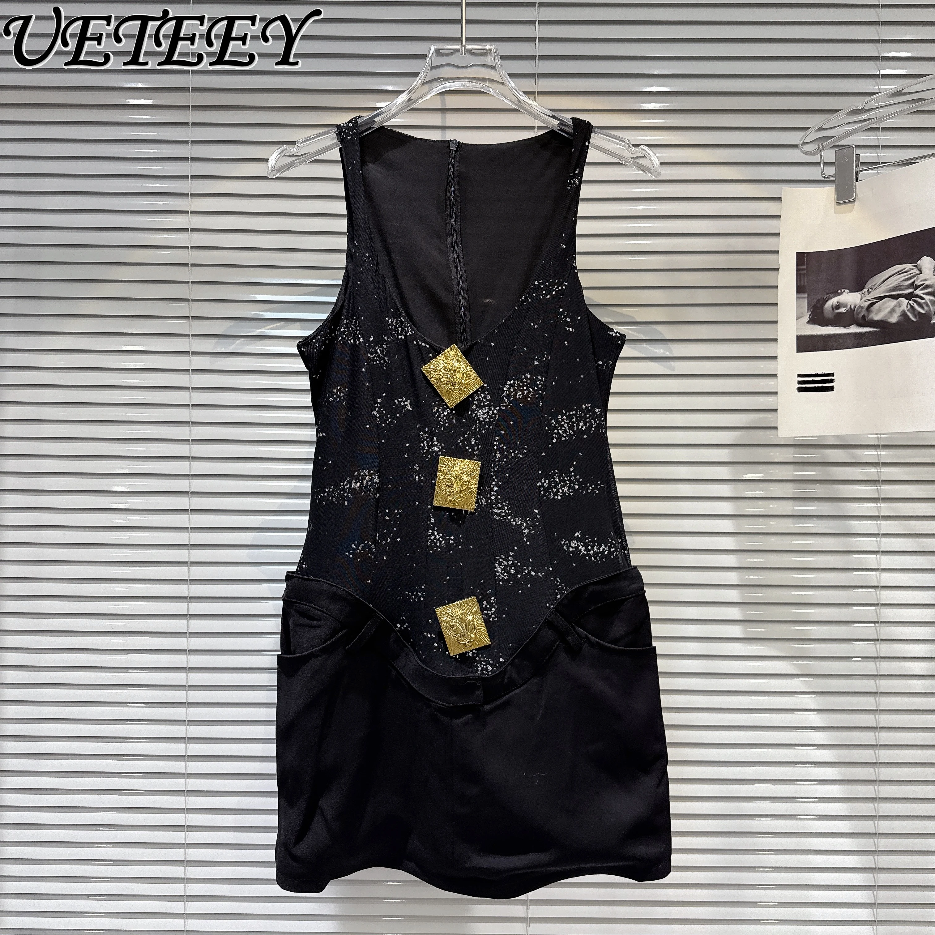 2025 Autumn New Fashion Socialite Metal Square Buckle Patchwork Backless Vest Dress Fashion Versatile Black Sleeveless Dress