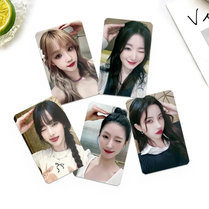 

5Pcs/Set KPOP Shuhua YUQI 6th Anniversary Selfie LOMO Cards Miyeon Soyeon Minnie Photocards Postcards Fans Collectibles Gifts