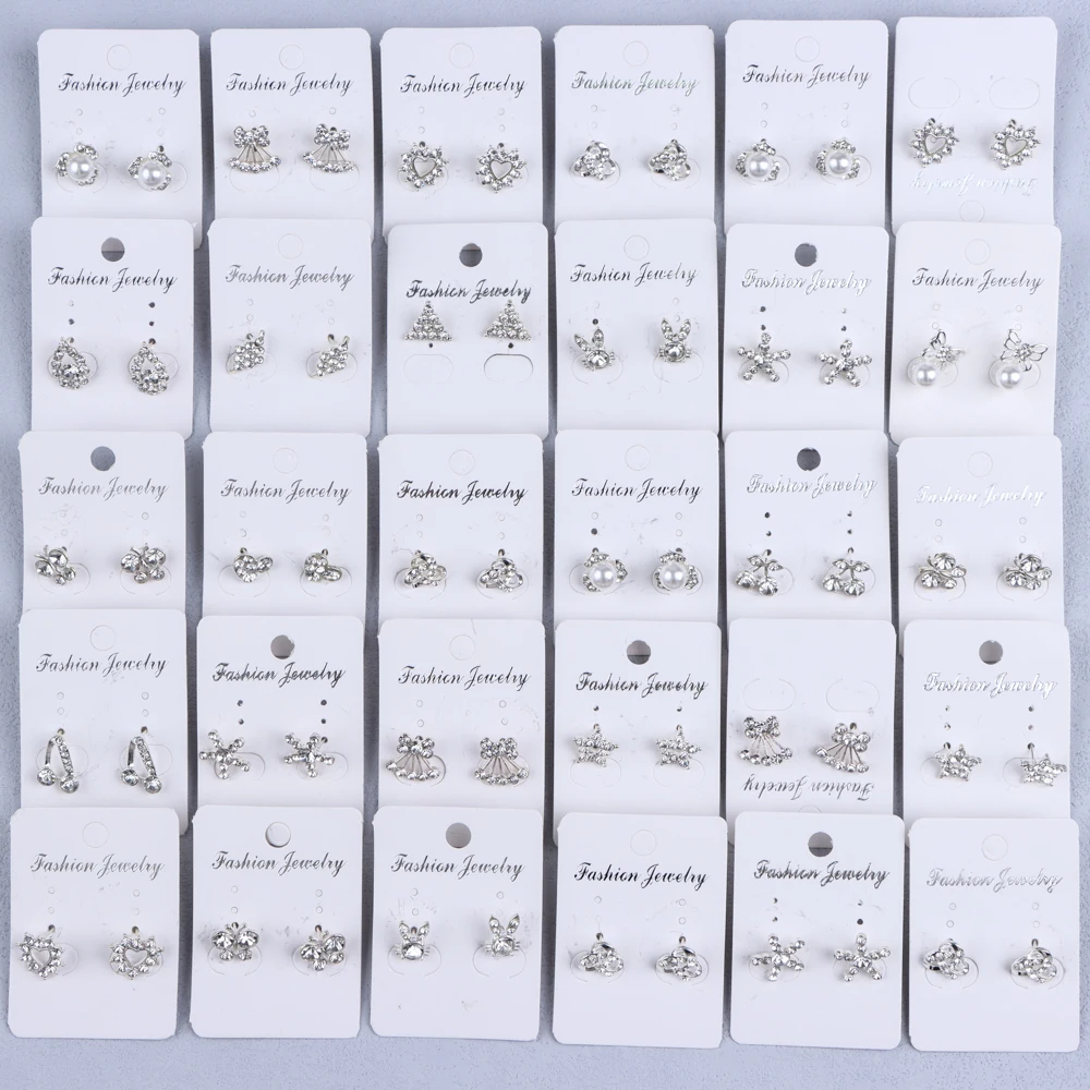 

30Pairs/Lot Fashion Elegant Pearl Small Stud Earrings For Women Trendy Geometry Heart Star Lady Jewelry Party Gifts Mixed Style