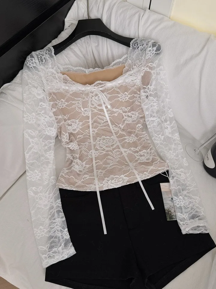 프렌치 슬림 롱 슬리브 스퀘어 칼라 레이스 트림 베이스 레이어 탑 여성 겨울 2025 신상 디자인 티셔츠 젊은 소녀용