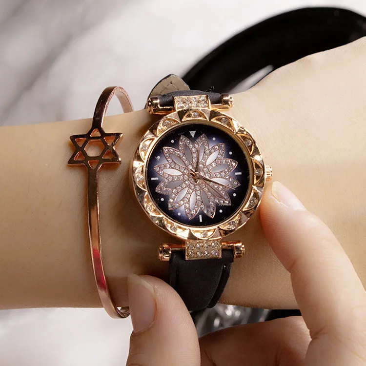 2026 Spring and Autumn New Women's Watch Diamond Women's Watch Casual Frosted Leather Strap Quartz Watch