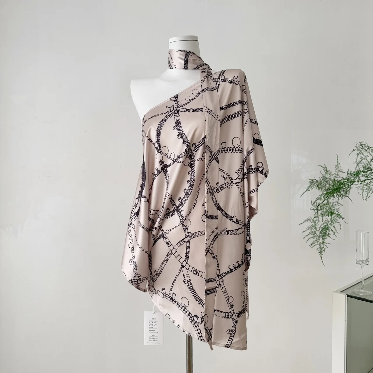 Clothland Women Vintage Chain Print Shirt Dress Sashes One Shoulder One Sleeve Backless Retro Mini Dresses Vestido QE196