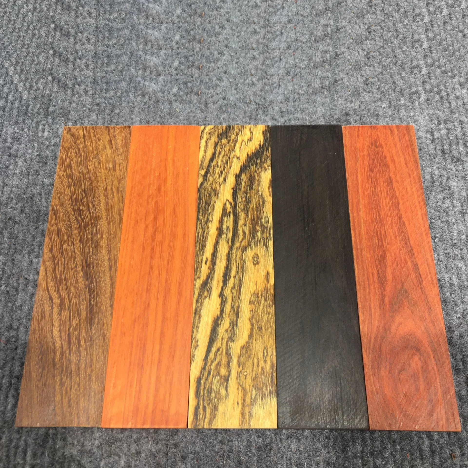 2Pieces Natural Wood Material Handmade Knife Handle Board Carved Log Crafts Production Panel Size 16x4x0.5/1cm
