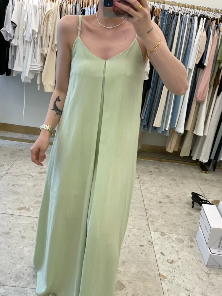 休暇スタイルギャザーベストストラップドレス女性のルーズドレープロングスカート綿 00% 夏新着ガウン
