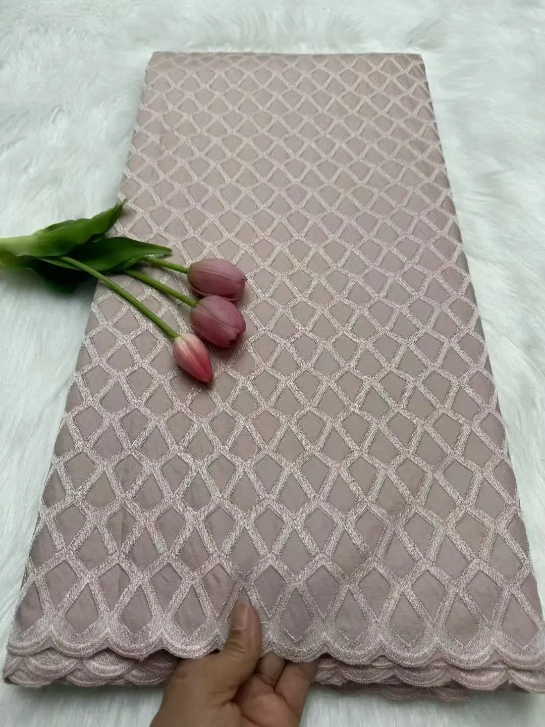 Tecido de renda de tule nigeriano africano 100% algodão renda suíça vestido de costura de alta qualidade damasco polonês luxo algodão bordado puro