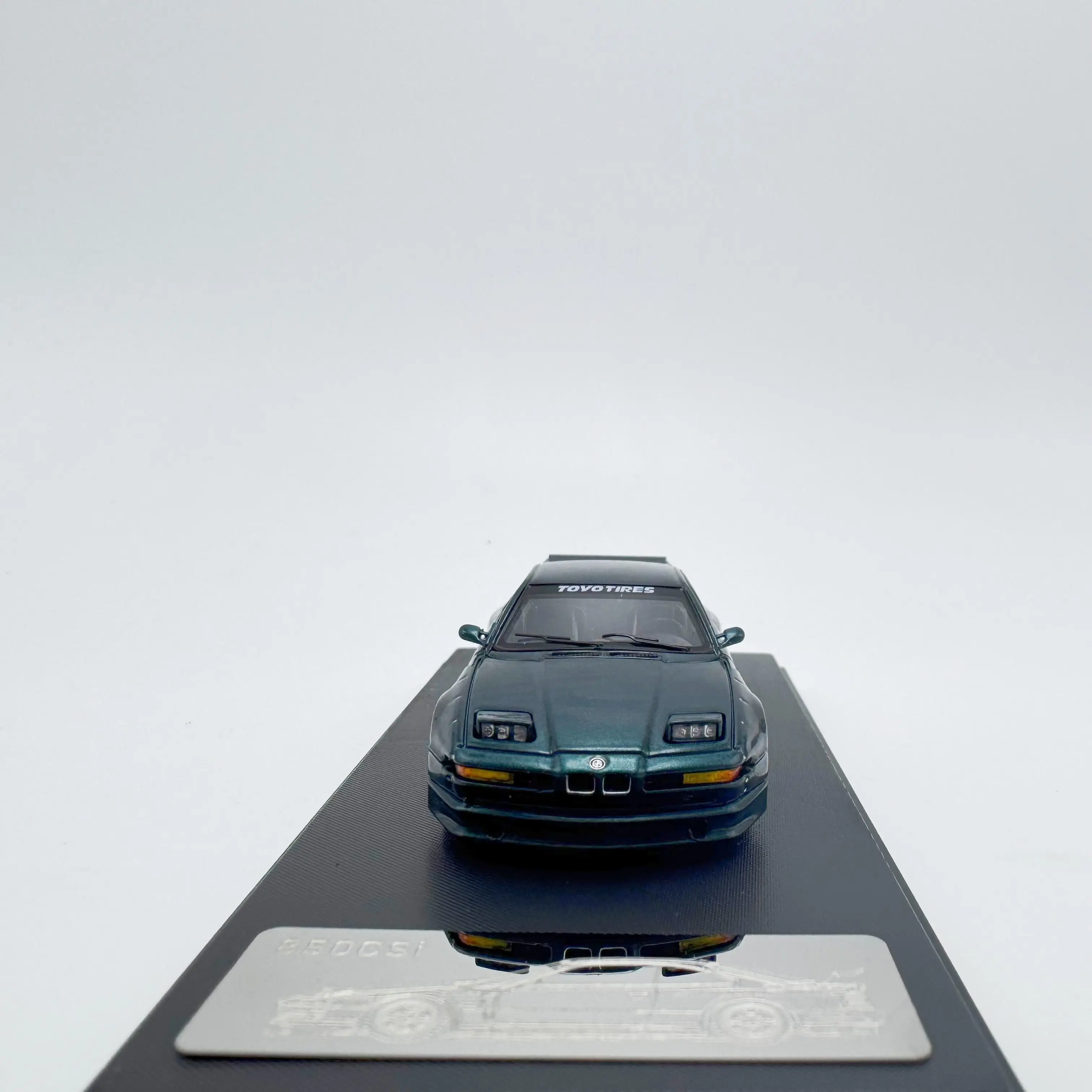 รถโมเดลโลหะผสม RM 1:64 850CSi E31 ของเล่นรถยนต์จำลองขนาดเล็กสำหรับเด็ก