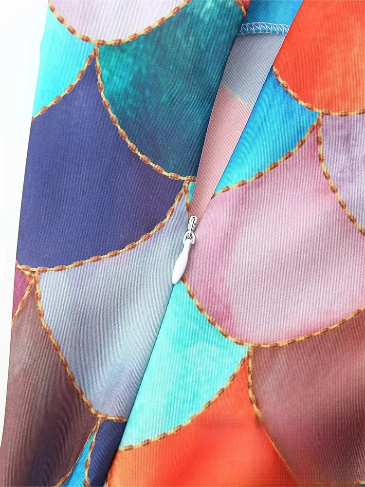 KONDALA セクシーでエネルギッシュなシックな女性用サテンワンピース ホルタープリント ノースリーブ ロングドレス 新ファッション 2025 夏休み ビーチドレス