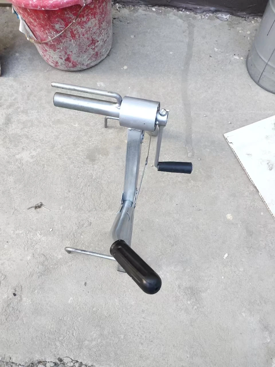 آلة بكرة خرطوم المحمولة دليل خرطوم النار اللفاف طوي خرطوم المياه الزراعية قطعة أثرية لف الرف