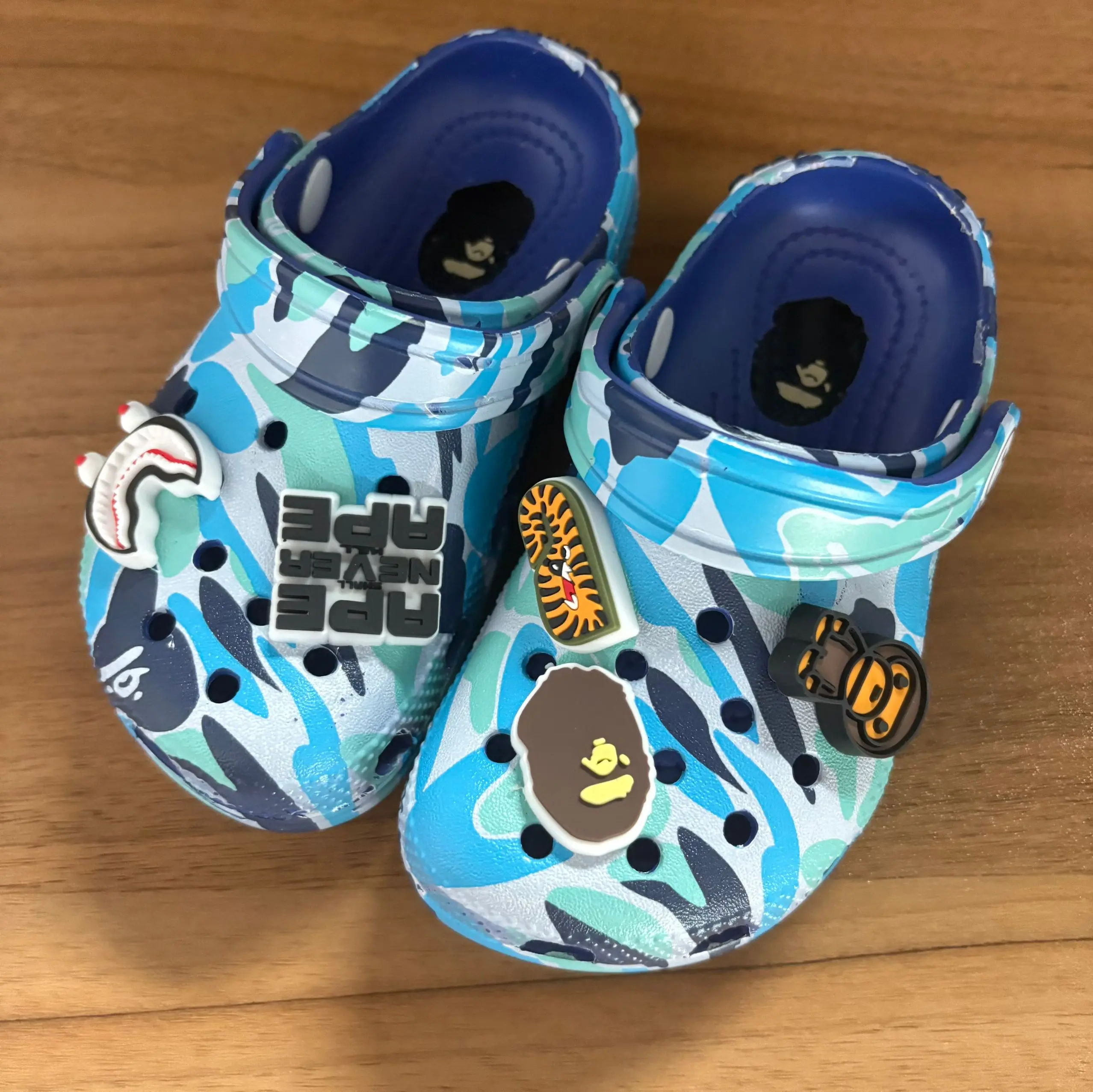 

2025 New Summer Camouflage Cave Shoes Children's Sandals Outdoor Beach Slippers Indoor Non-Slip and Breathable Birthday Gifts