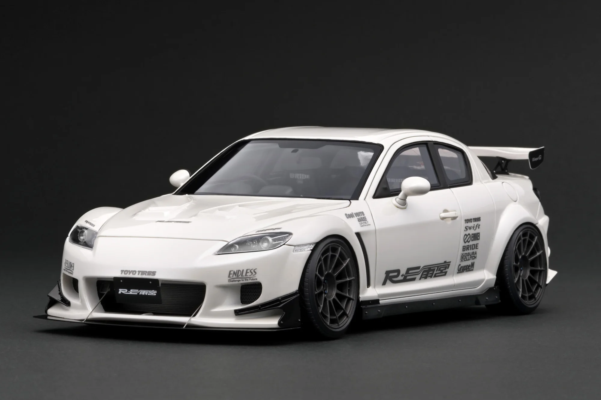 IG 1:18 Mazda RX-8 (SE3P) RE Amemiya Pearl White 3D escalas do veículo real Modelo colecionável de resina com motor 13B IG3174