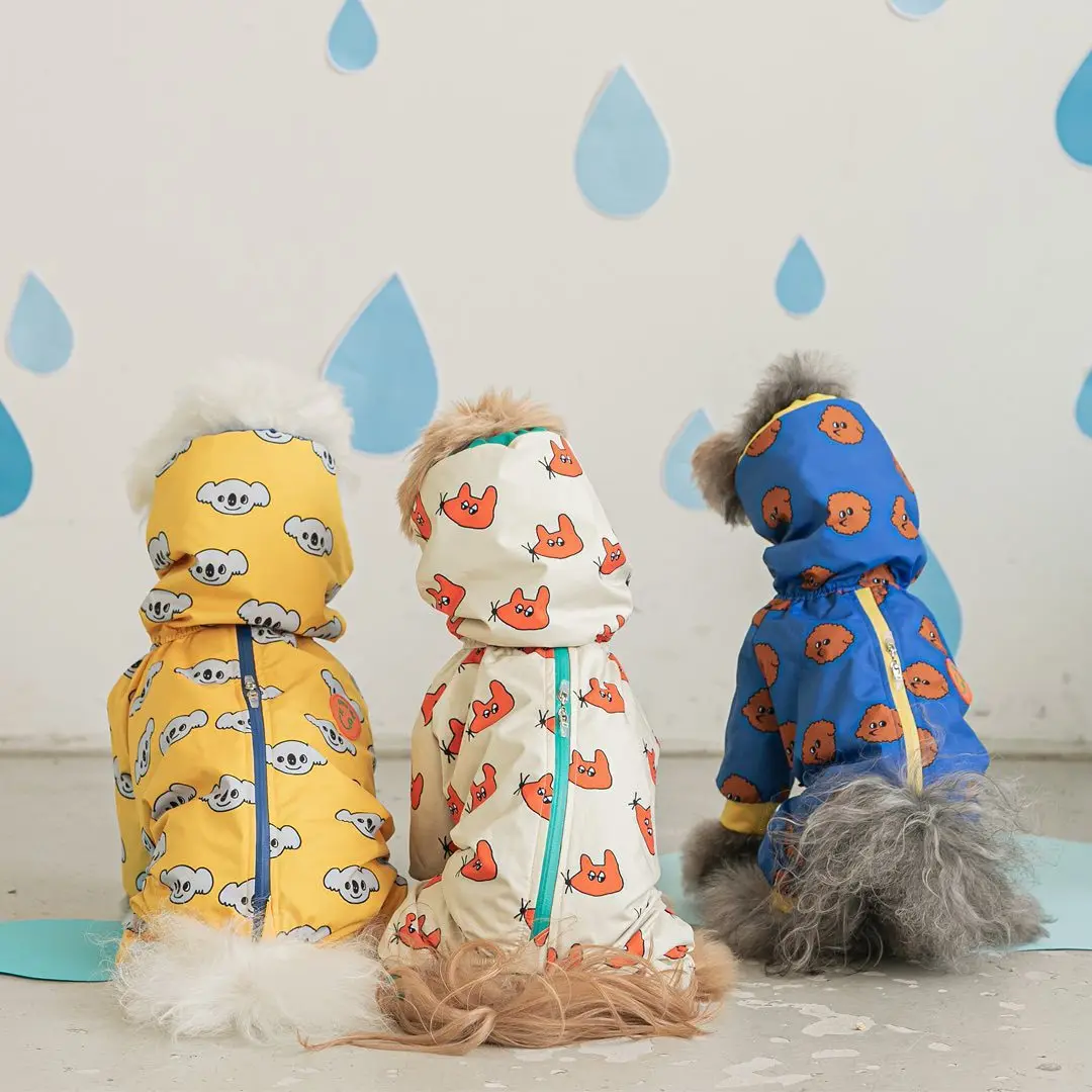 Pet dog waterproof all-inclusive mackintosh rain poncho medium-sized small dogs four-legged hooded waterproof magic weapon