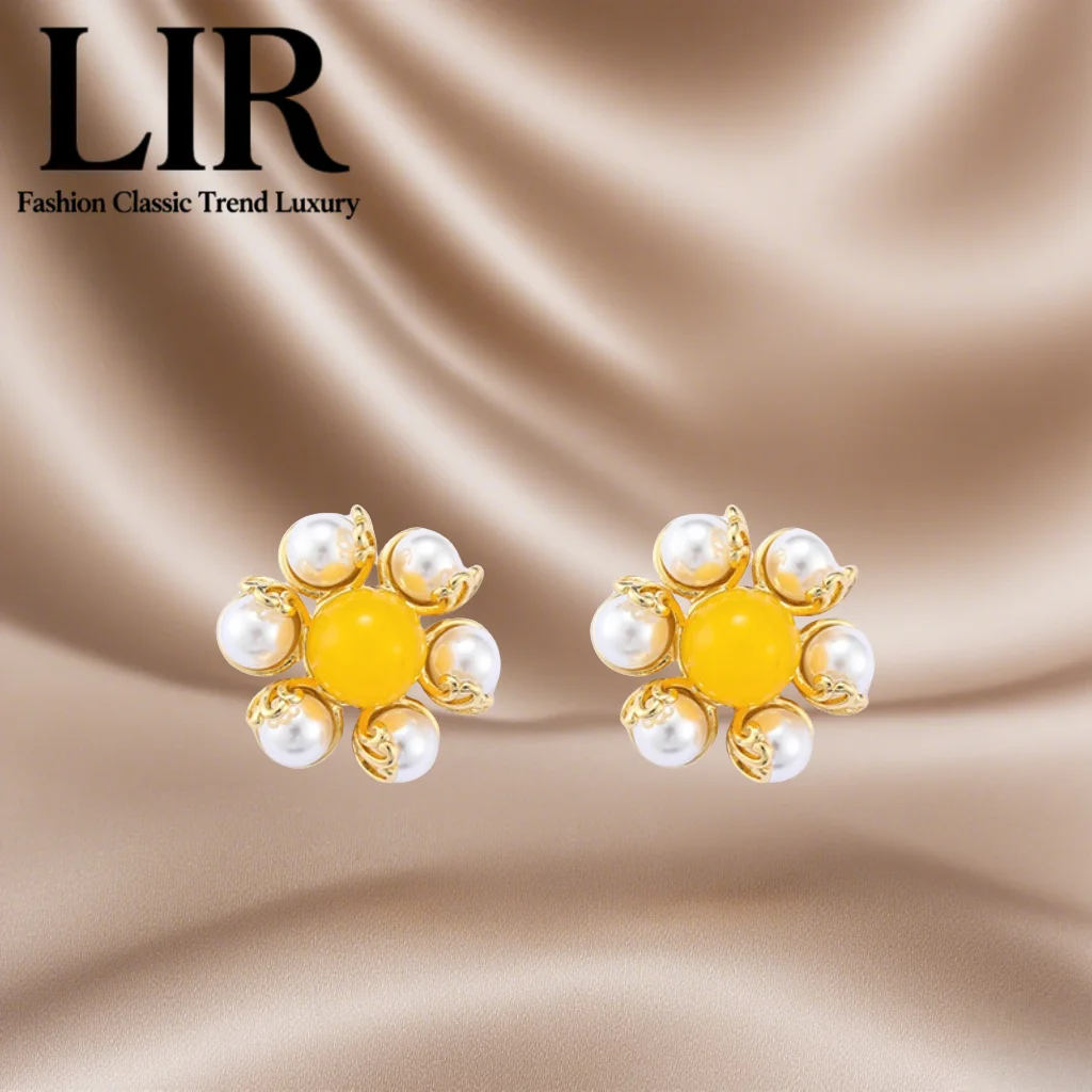 

LIR Yellow Stone Flower Earrings: Glass Shell Pearl Inlay, Fresh Style, Youthful Cute, Women's Trendy Jewelry