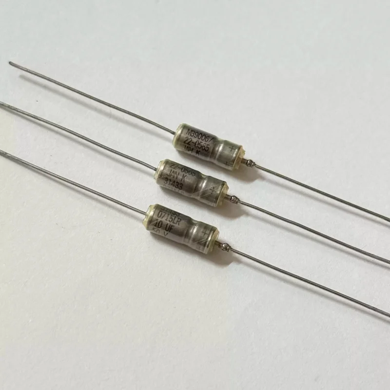 

Vishay Sprague 50V10UF M39006/22-0565 JAN military grade liquid tantalum capacitor