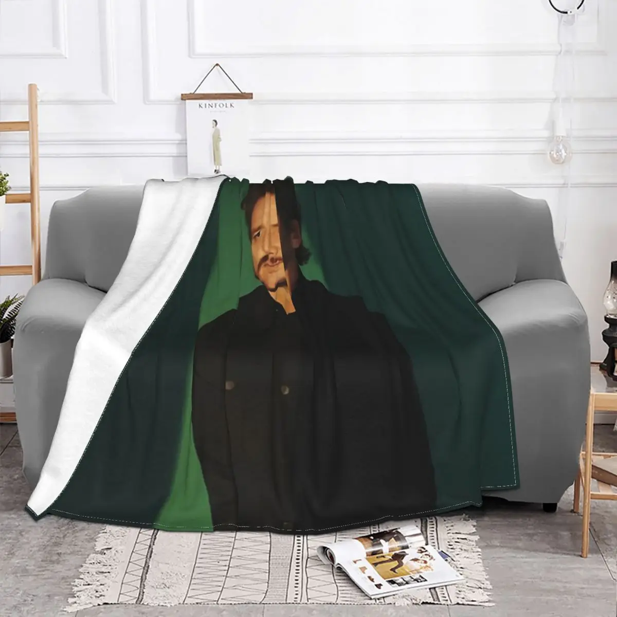 Pedro Pascal Mature Blanket Meilleur Acteur De Groupe Fleece Autumn/Winter Thin Throw Blankets For Car Plush Thin Quilt