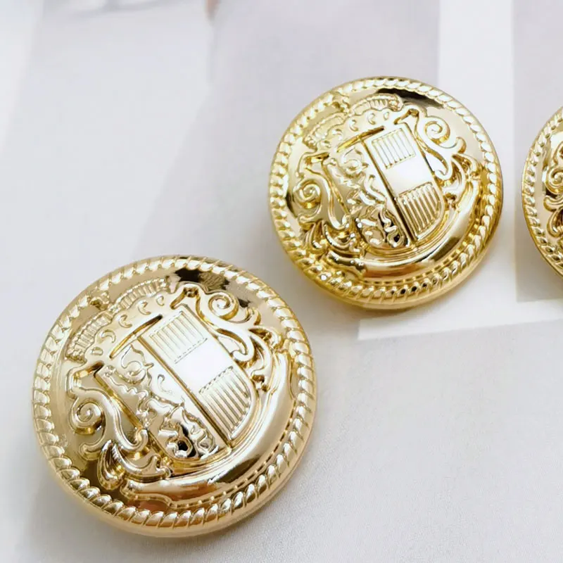 Modischer britischer Stil, Gold, Silber, hoher Schaft, runder Metall-Nähknopf für Kleidung, Anzug, Mantel, Windjacke, Nähzubehör – Detail 4