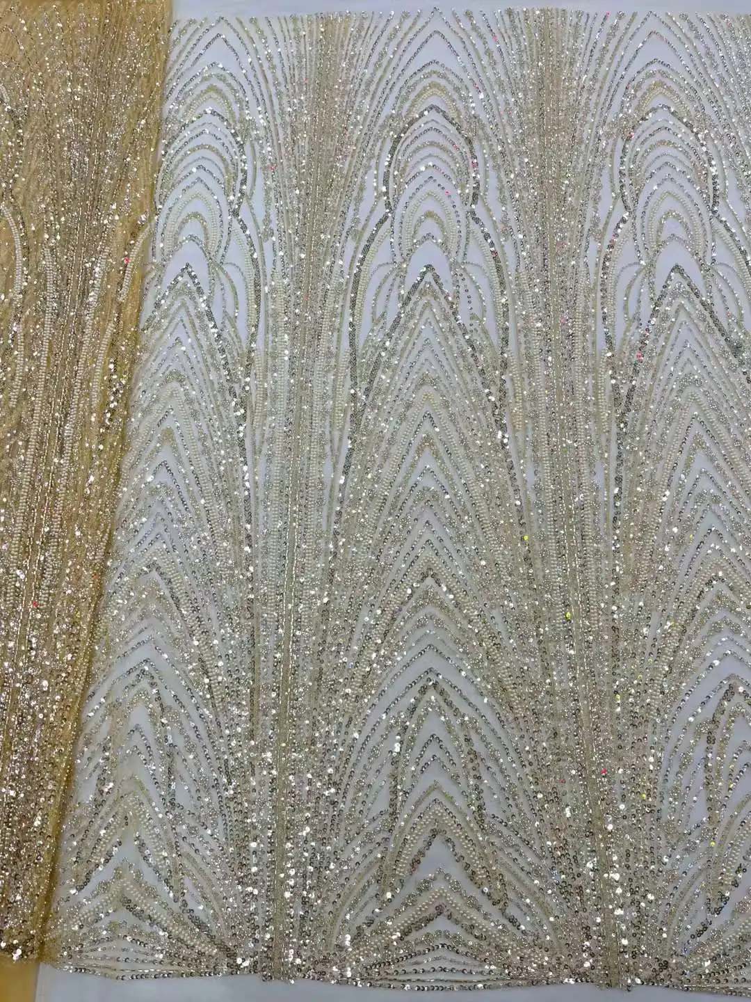 

Новинка, ткань из бисера, французское Сетчатое кружево с вышивкой/дизайн платья/с бусинами, африканская кружевная ткань/свадебное платье