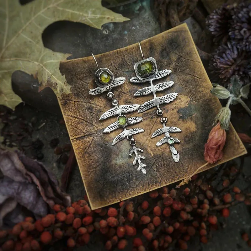 Boho Vintage Green Ethnic Earrings for Women Creative Personalized Floral Vine Jewelry Accessories for Parties and Vacations