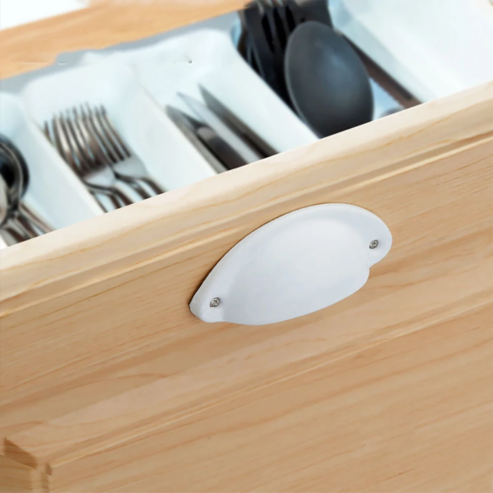 JUIDINTO Antique Brass Pull Handle Retro Cabinet Drawer Handle Kitchen Wardrobe Pulls Shell Shape Hardware Furniture Knobs