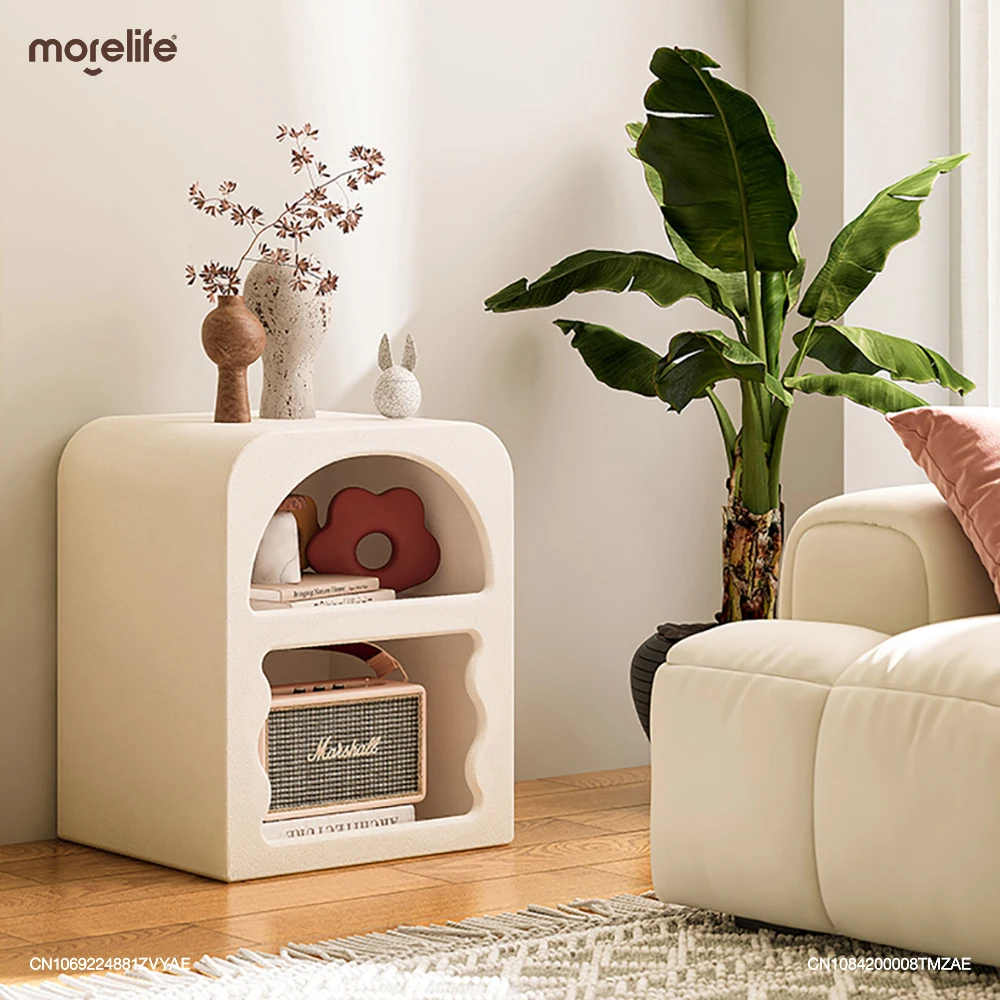 Creme estilo armário de armazenamento de madeira, prateleiras modernas bonitos, mesa de cabeceira, nightstands branco leitoso, mobília home, quarto,