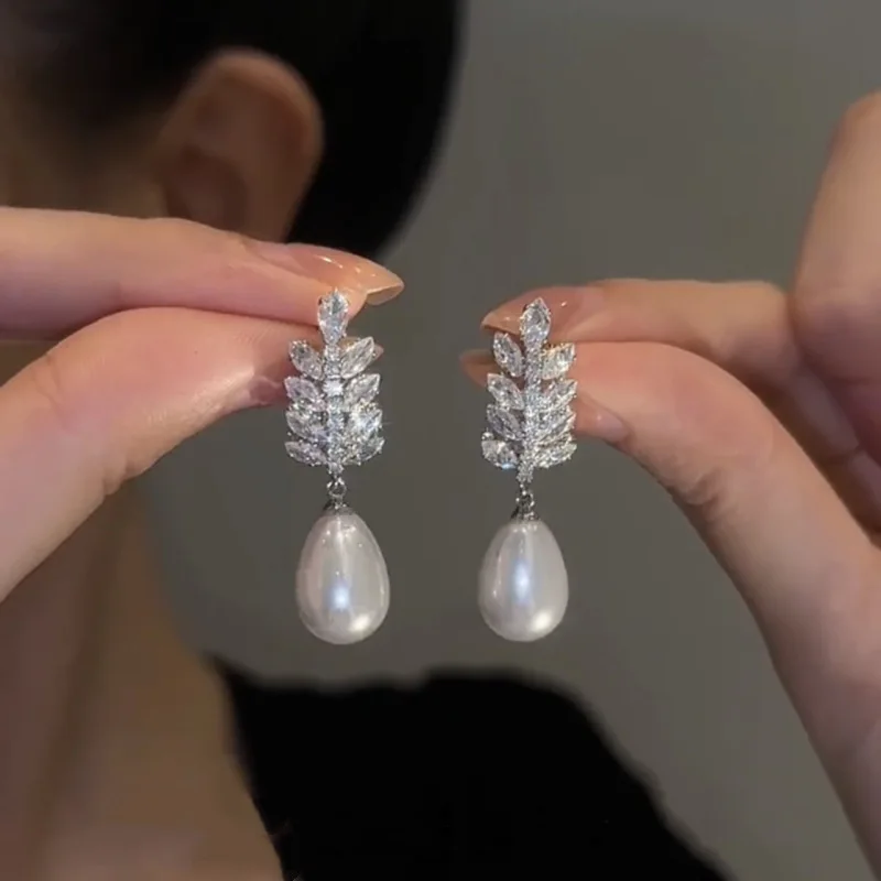 Leaf pearl earrings exquisite super shiny wheat ear water drop pearl earrings