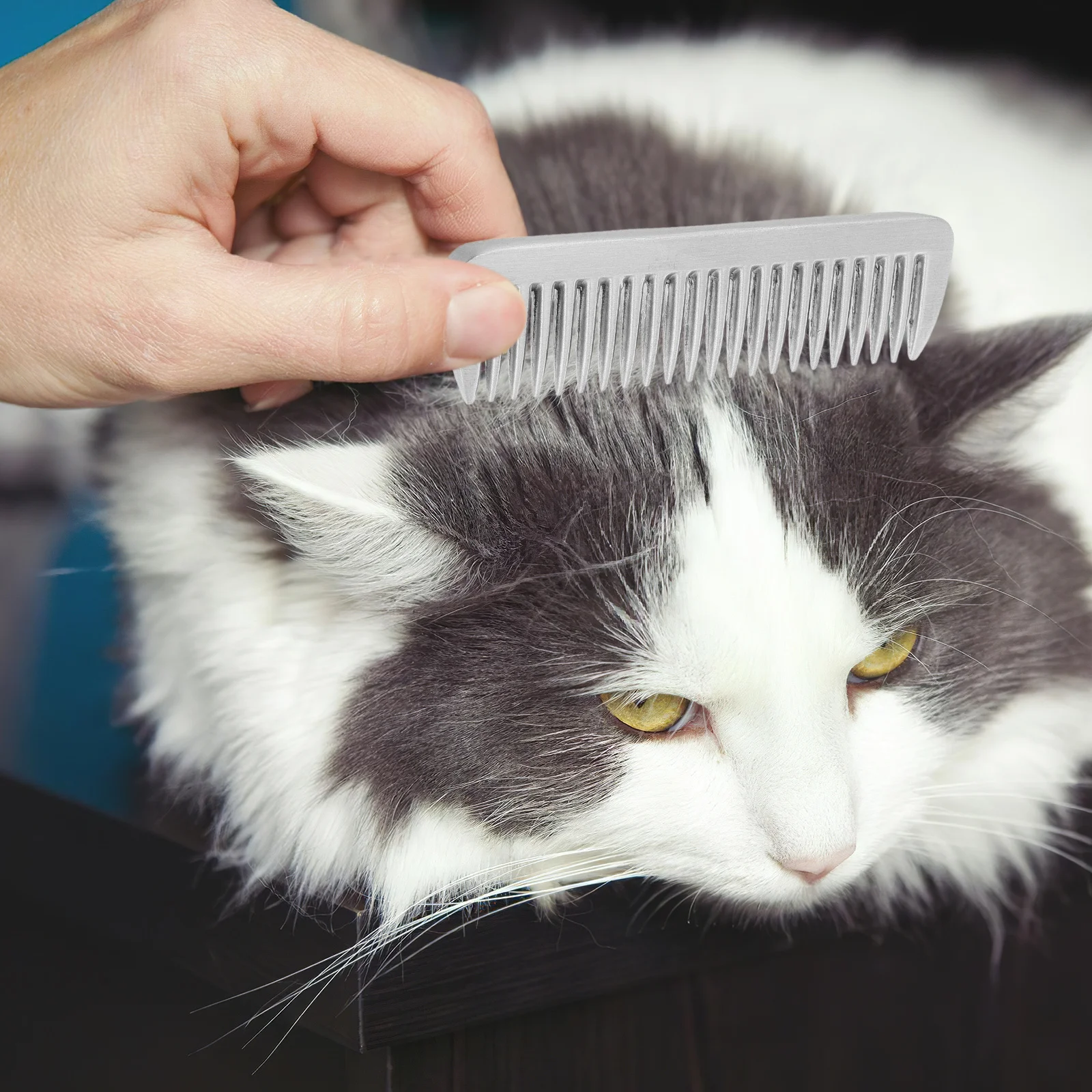 

Metal Horse Comb for Pets Heavy Duty Aluminum Detangling Grooming Comb Fine Teeth for Loose Hair Matted Coats Daily Care