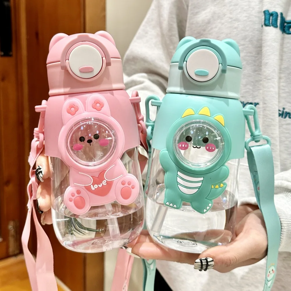 

750ml Kawaii 3D Animal Water Bottle For Kids Cute Plastic Portable Bear Straw Cup Juice Leakproof Drinking Bottle BPA Free