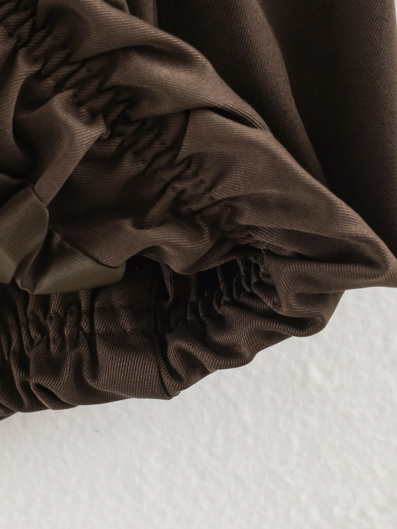 TFMLN Schicke Damenweste mit Stehkragen, doppelreihig, ärmellos, Streetwear-Trenchcoat, neue Herbstmode, plissierte Weste – Detail 14