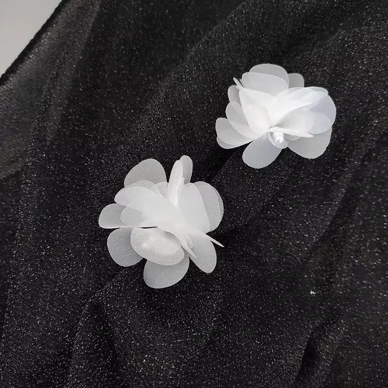 10Pcs Flower Embroidered Patch Lace Applique DIY Lace Fabric Trim For Wedding Birthday Party Event DIY Gift Decoration Craft