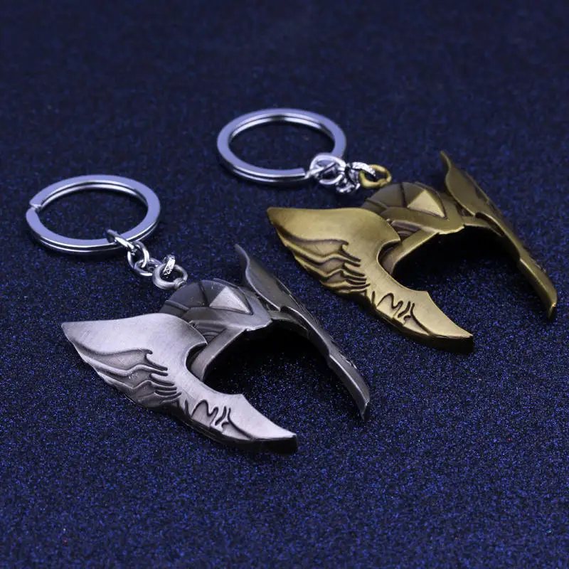 Mini 3D casco portachiavi collana film figura Loki stesso Design lega di metallo portachiavi gioielli carino Cosplay puntelli gioielli per i fan