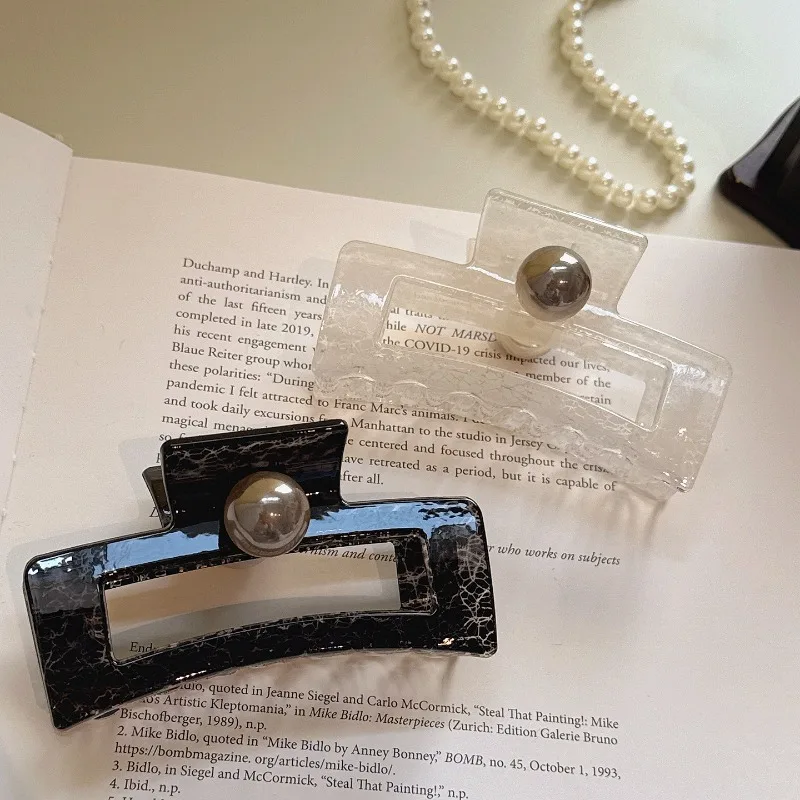 

Acrylic Square Large Size Hair Clip, Transparent Patterned Chic and Versatile Hair Accessory