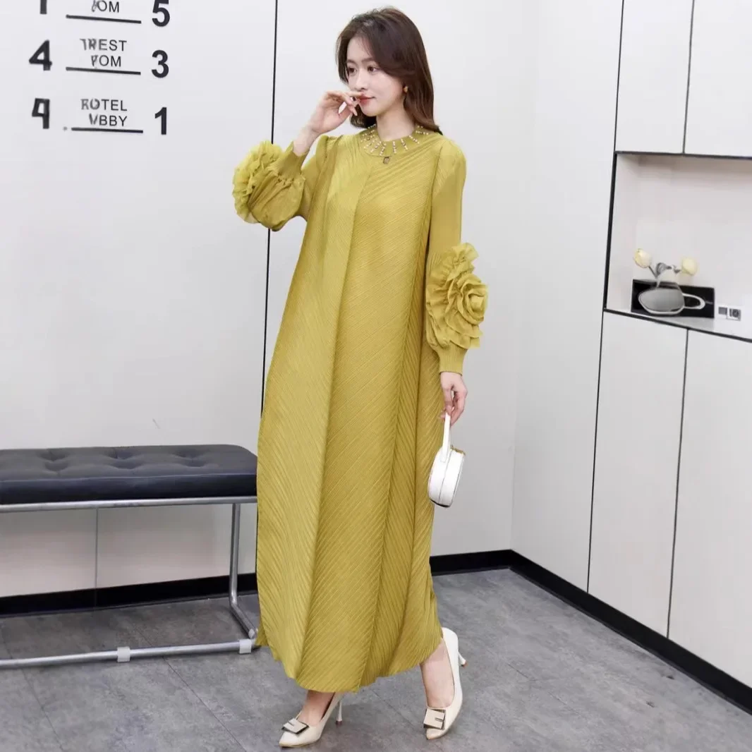 Pleats Pleated Dress Hand Shaken Flower 2025 Spring Summer New Long-sleeved Elegant Dress Women Printed Long Dress Plaid Skirt