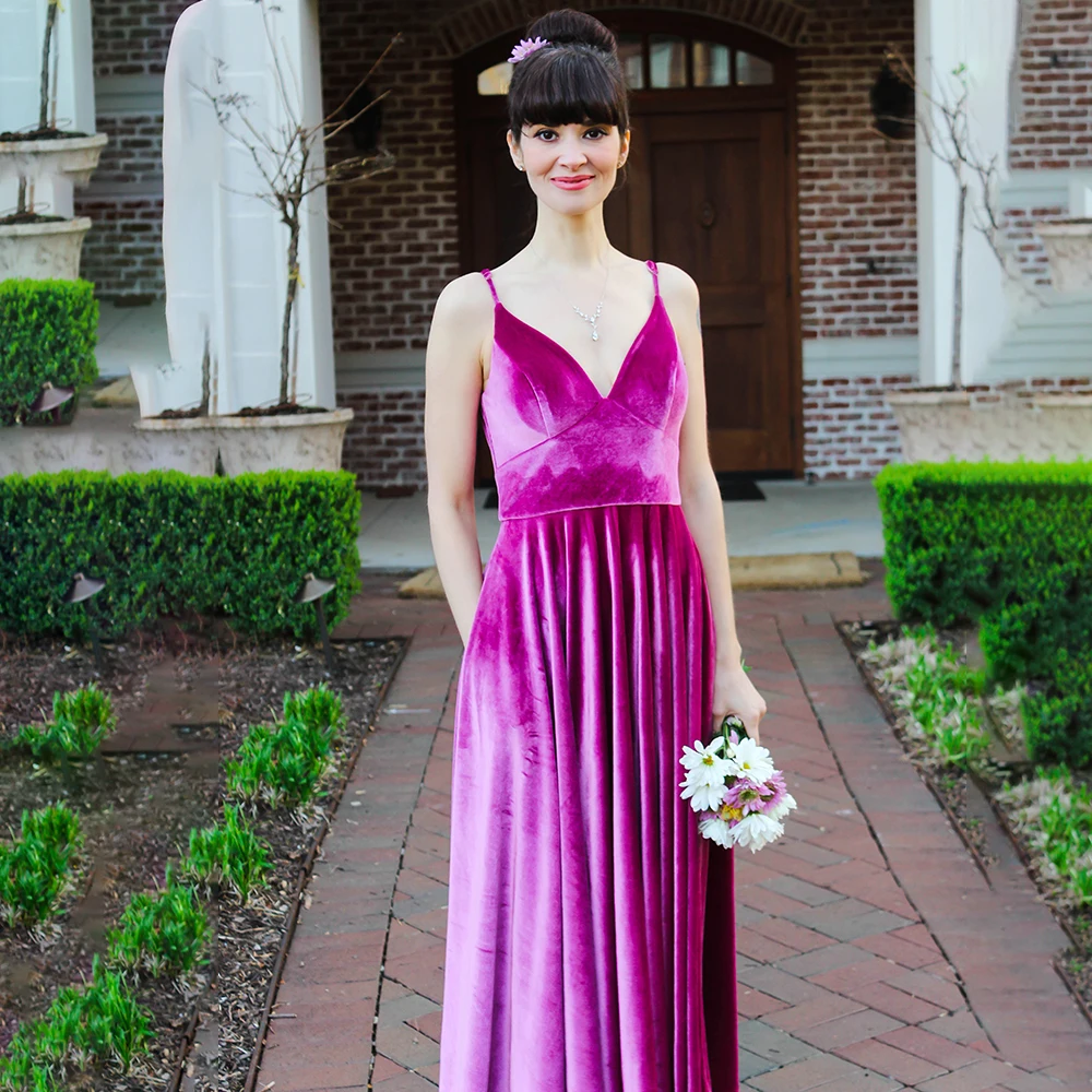 Vestido de fiesta sencillo de terciopelo rosa intenso con bolsillos, vestidos de noche elegantes hasta el tobillo con tirantes finos de terciopelo personalizados sexys