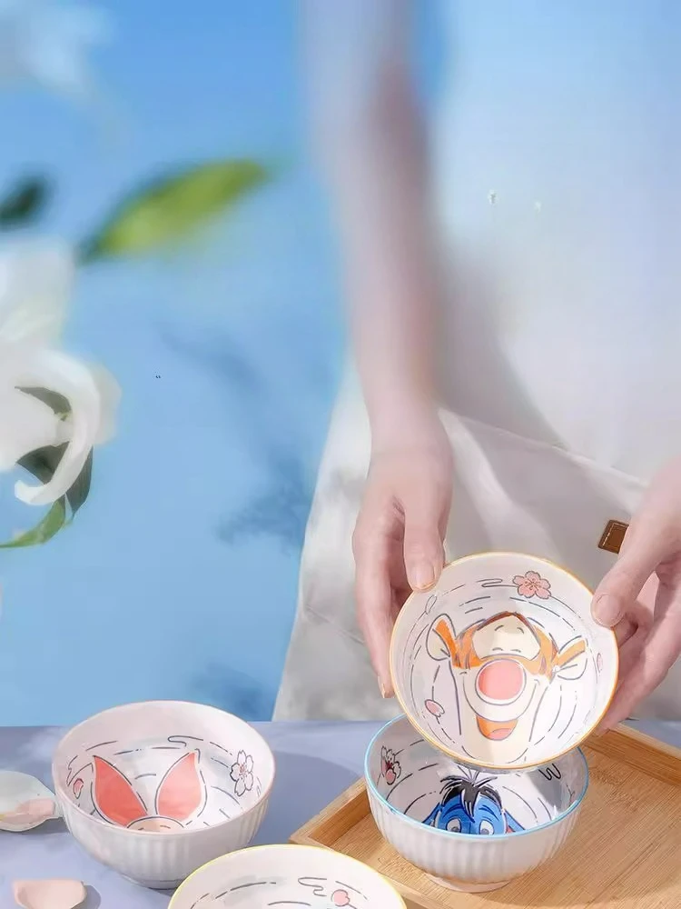 Disney pooh urso casa tigela de cerâmica estilo bonito tigela de arroz anti-desgaste utensílios de mesa presentes de aniversário das crianças